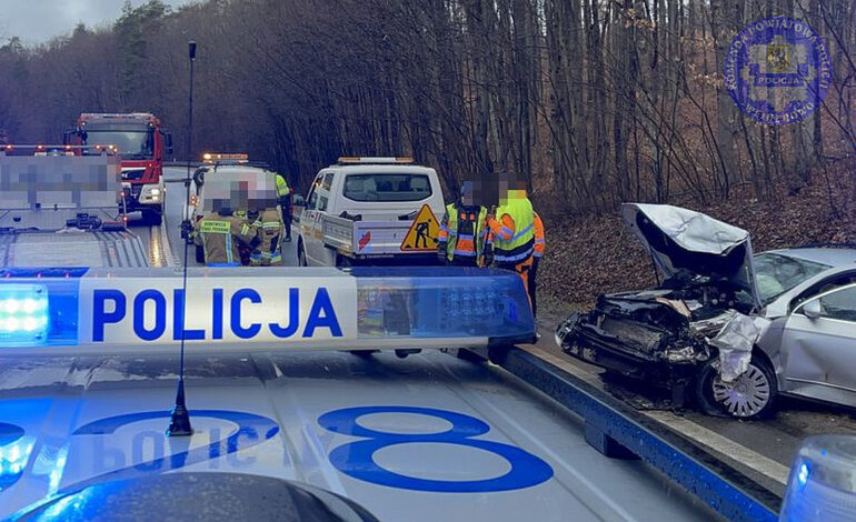  Zderzenie dwóch samochodów w Luzinie, jeden z kierowców był nietrzeźwy