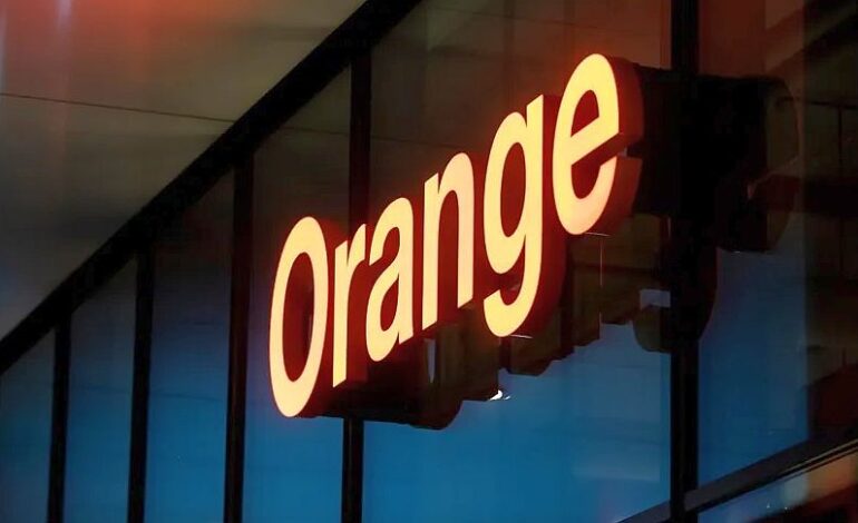Masz telefon w „Orange”, uważaj na… klauzulę waloryzacyjną !