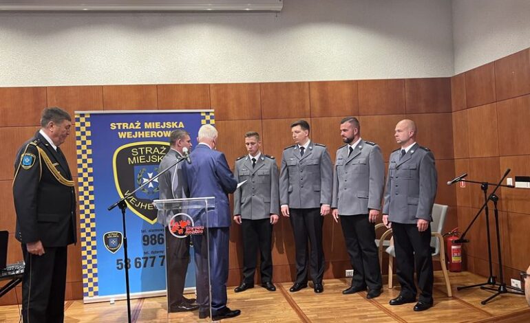  Prezydent miasta Wejherowo nagrodził Wejherowskich policjantów