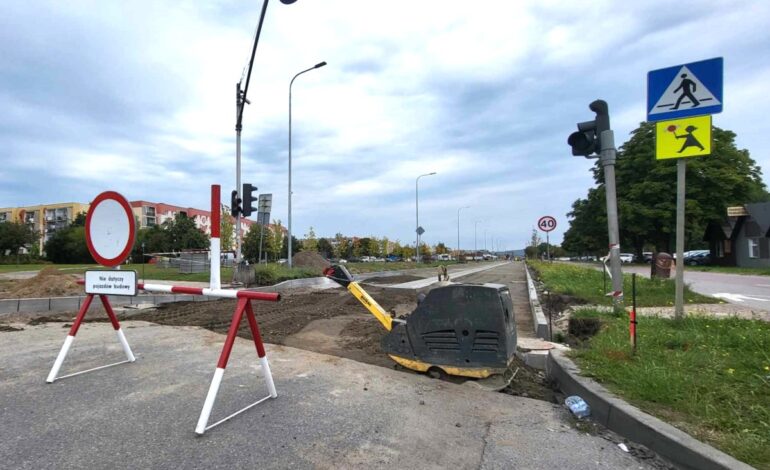  Ostatnie dni utrudnień na ulicy Gdańskiej w Rumi. Skrzyżowanie z ul. Katowicką zamknięte